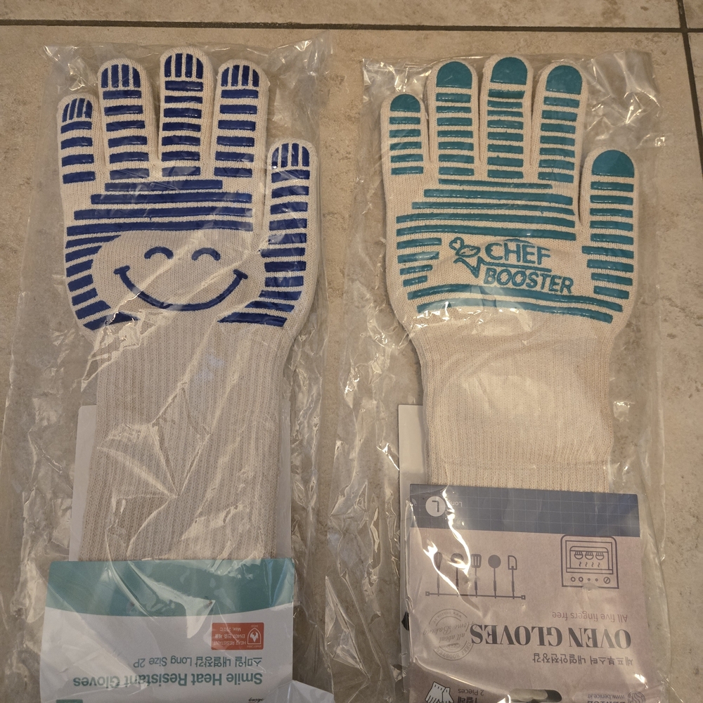 Chef Booster Oven Gloves with Blue and Teal Design